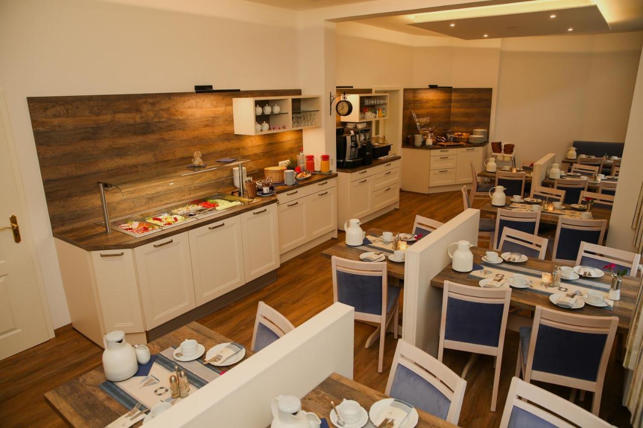 Hotel Esplanade Garni Ostseebad Kühlungsborn 외부 사진